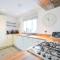Broad Leaze 2