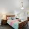Sandy Bay Getaway w Spa 4 Bdr