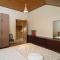 Central 4BR Apt for Groups & Families - By Wehost