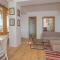 3BR Scenic Terrace Apt in Abanotubani - By Wehost