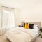 Bellevue Mini Golf Rumpus Rm + Sea Views Modern