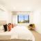 Bellevue Mini Golf Rumpus Rm + Sea Views Modern