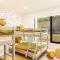 Bellevue Mini Golf Rumpus Rm + Sea Views Modern