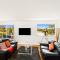 Ocean View Escape w 3BR & 2BA - Rhyll