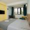 Stylish studio apt in the heart of old Tbilisi