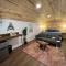 Cozy Modern Cabin in the Forest - Naples
