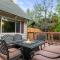Star and Gem Cabin - Charming cabin with log accents close to the activities! Hot tub! - بيغ بير لاكي