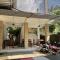 Tri Putri Bungalow