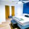3BR 1King 2Full 1Queen 1 Sofa Queen Beds DwnTwn Med Center
