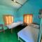 Chilax House and Retreat Center - Sauraha