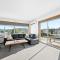 Residence at 165 Great for large groups Sleeps 11