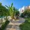 Villa Abay Derbent with a pool near Marina and the beach - 图尔古特雷斯