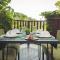 Hotel Tazz - River Front Oasis Collection