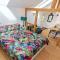 Bag-End House - Unique home with Balcony, Beautiful Views, Ping Pong and Hot Tub option - Sleeps 14 - 克罗伊德