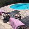 Spacious Villa for 6 - amazing pool and views