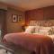 The Ropemaker - A Heartwood Inn