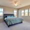 Patio and Balcony Spacious Gilbert Getaway!