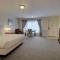 Senator Inn & Spa