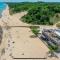 Blue Birdhouse - Indiana Dunes - Pet Friendly