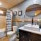 Walk to Grand Lake Pet-Friendly Grove Getaway! - Grove