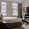 Club Quarters Hotel in Houston