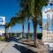 AMI Condo With Pool, Walk to Beach & Bridge St - 布雷登顿海滩