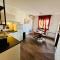 Fly by Suite - Zagreb Airport - 0-24h Self check in&out - Parking on site - Velika Gorica