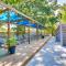 Table Rock Lake Condo Community Dock and Pool - Kimberling City