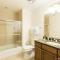 Modern 2 Suites Vacation Apartment RE7659-304