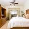 Great 3 Bedroom Vacation Apartment with Balcony at Reunion Resort RE1356