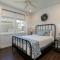 NEW 5BR Farmhouse Estate - AC Pool Gym Pickleball