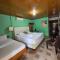Tortuguero Hill Rooms