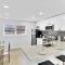 New Stylish 2 Bdrm Mins To Beach & Aventura Mall - شاطئ هالانديل