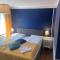 Corso, Zimmer & Cafe, Hotel Garni