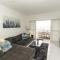 Dolphins View Luxury Apartment