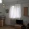 rm castell apartments
