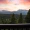 Serene Retreat Amazing Views Hottub Sauna, Xbox - بلاك هوك