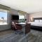 Hampton Inn & Suites Las Vegas Convention Center - No Resort Fee - لاس فيغاس