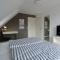 Haus Veronika links