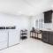 Charming 2br With Hot Tub