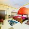 MOONLIGHT HOMESTAY & HOSTEL