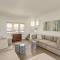 Port Clinton Home with Lake View - Walk to Beach! - 克林顿港