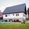 Green lakes house