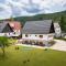 Green lakes house