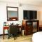 Red Lion Inn & Suites Vancouver - Ванкувер
