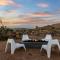 Sundrop Cowboy Pool, Hot Tub & Views! - Joshua Tree