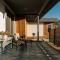 Sundrop Cowboy Pool, Hot Tub & Views! - Joshua Tree
