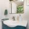 Charming Family-Friendly 2 Bedroom 1 Bathroom Retreat Near Astoria & Beach