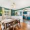 Charming Family-Friendly 2 Bedroom 1 Bathroom Retreat Near Astoria & Beach