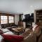 Luxe Chalet Ski On Off Hot Tub Pool and Views - 基灵顿